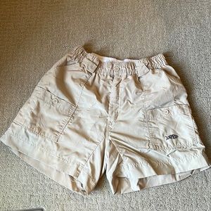 AFTCO shorts, size 32